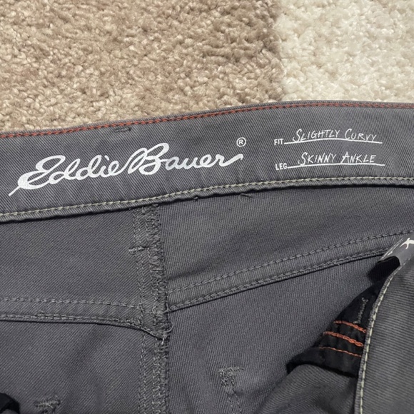Eddie Bauer jeans - Picture 4 of 5